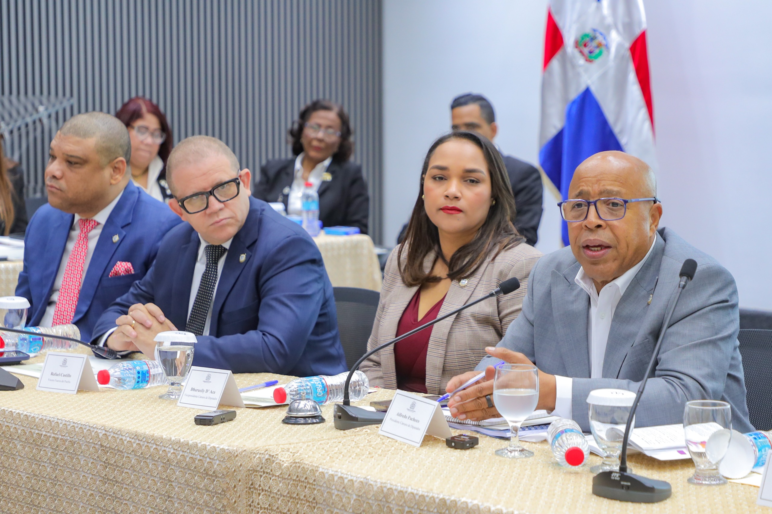 Cámara Diputados trasferirá a Bienes Nacionales el Club del Legislador