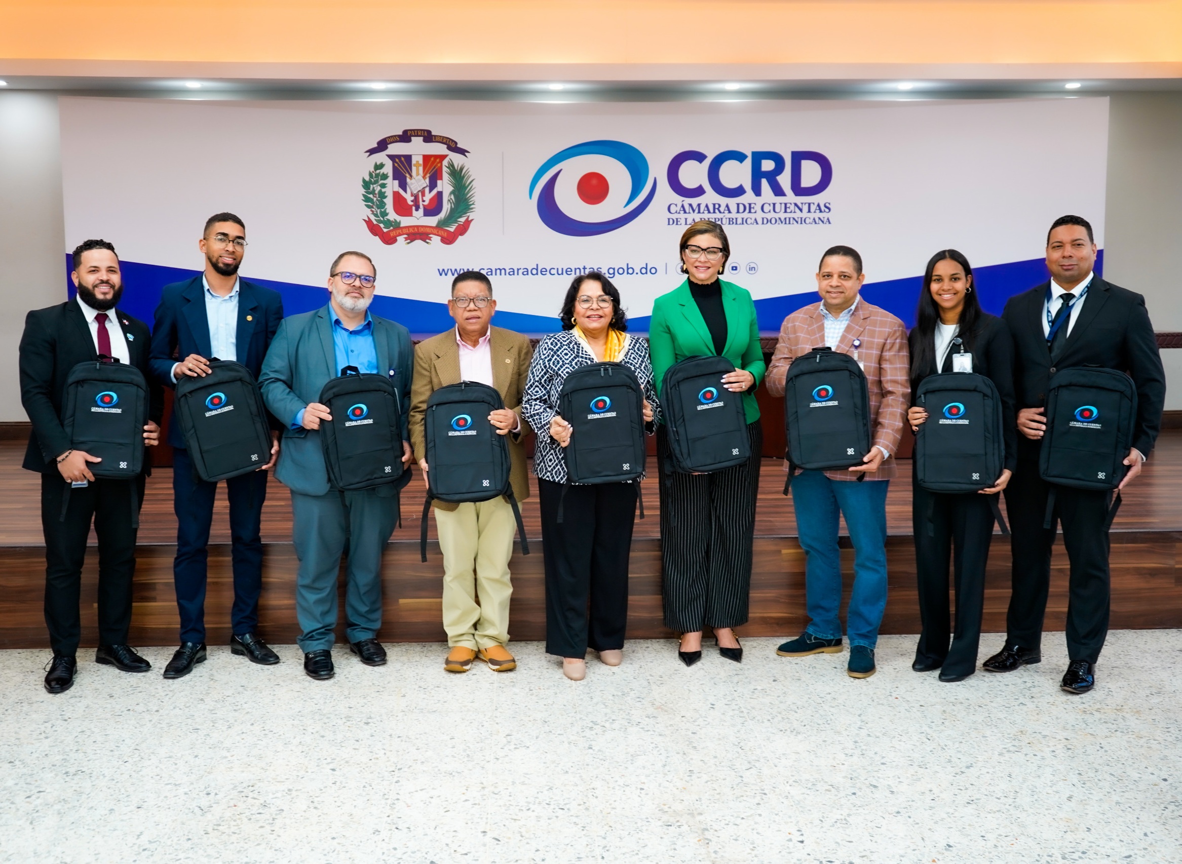 Cámara Cuentas destaca excelencia de sus auditores y refuerza labor con entrega de nueva herramienta