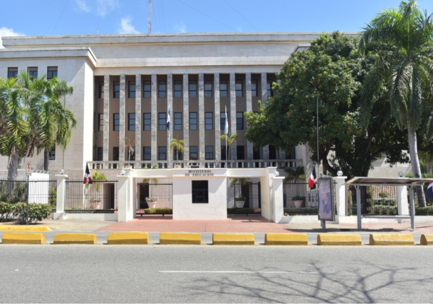 Minerd avanza en inclusión estudiantes con TEA