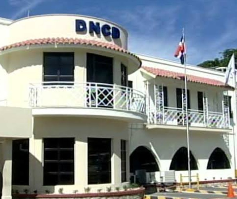 DNCD incauta 375 paquetes cocaína y arresta dos hombres en Peravia