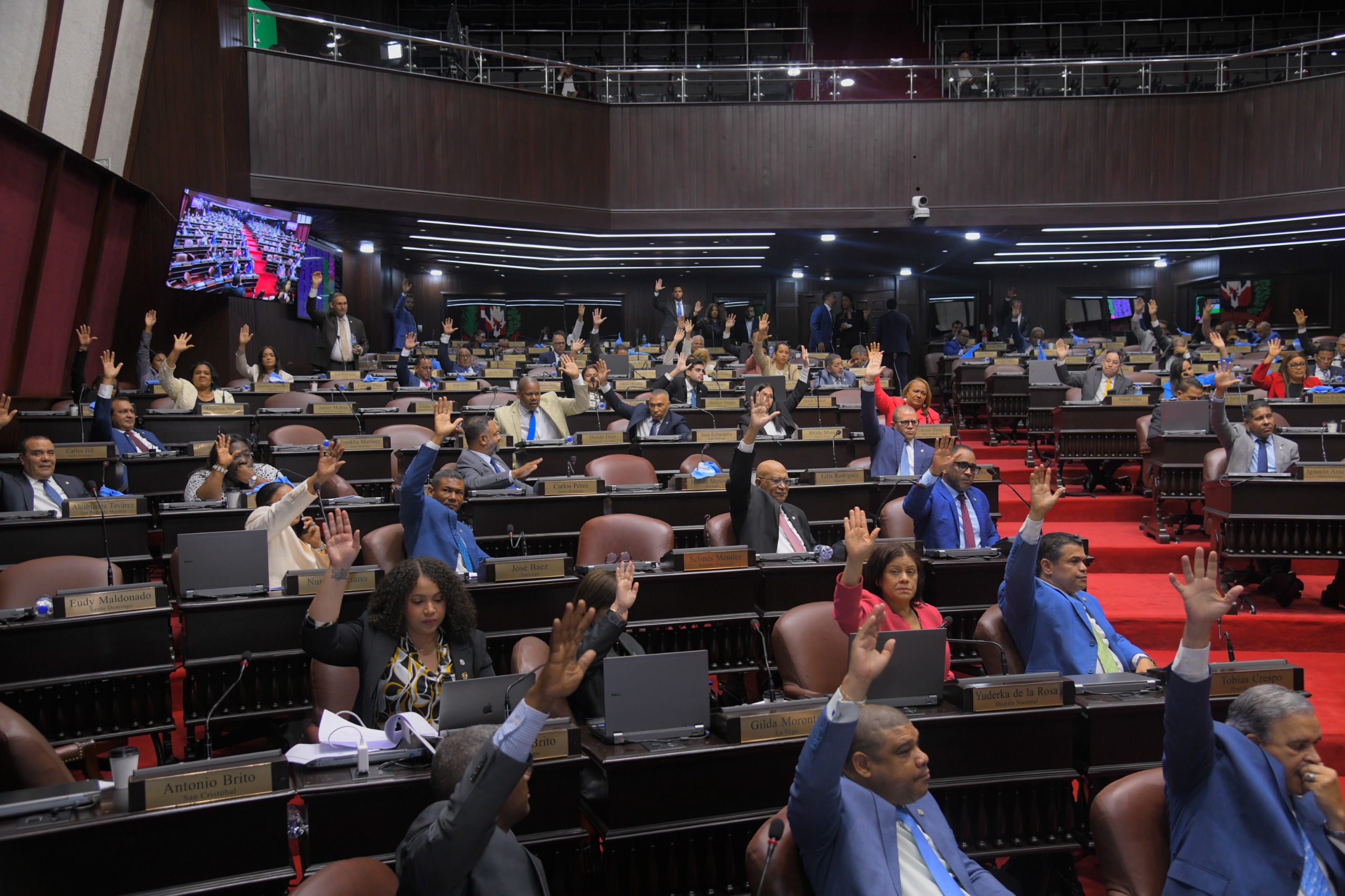 Diputados aprueban acuerdo diplomático y de servicios aéreos con Bélgica y Honduras