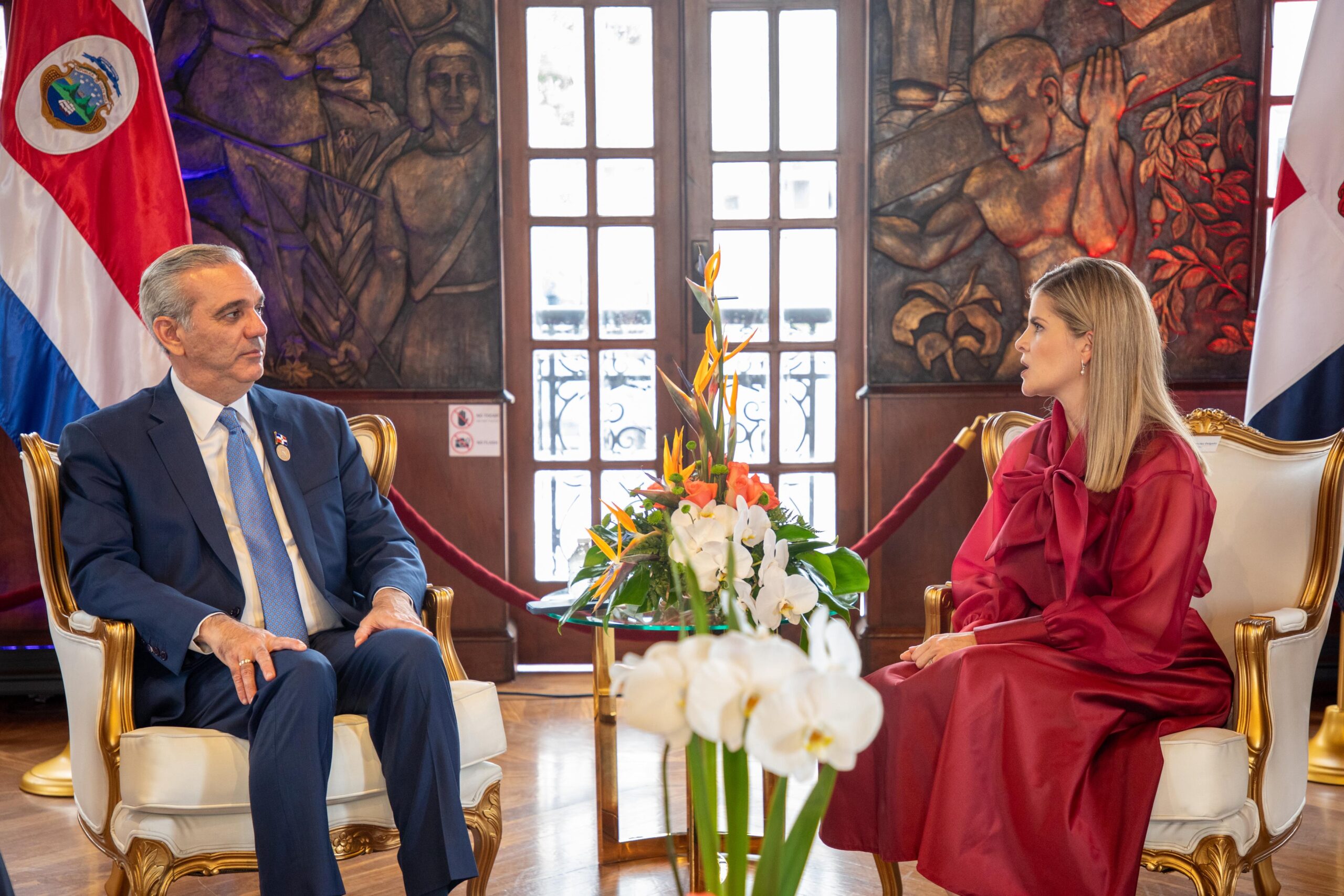 Presidente Abinader se reúne con mandataria electa de Costa Rica