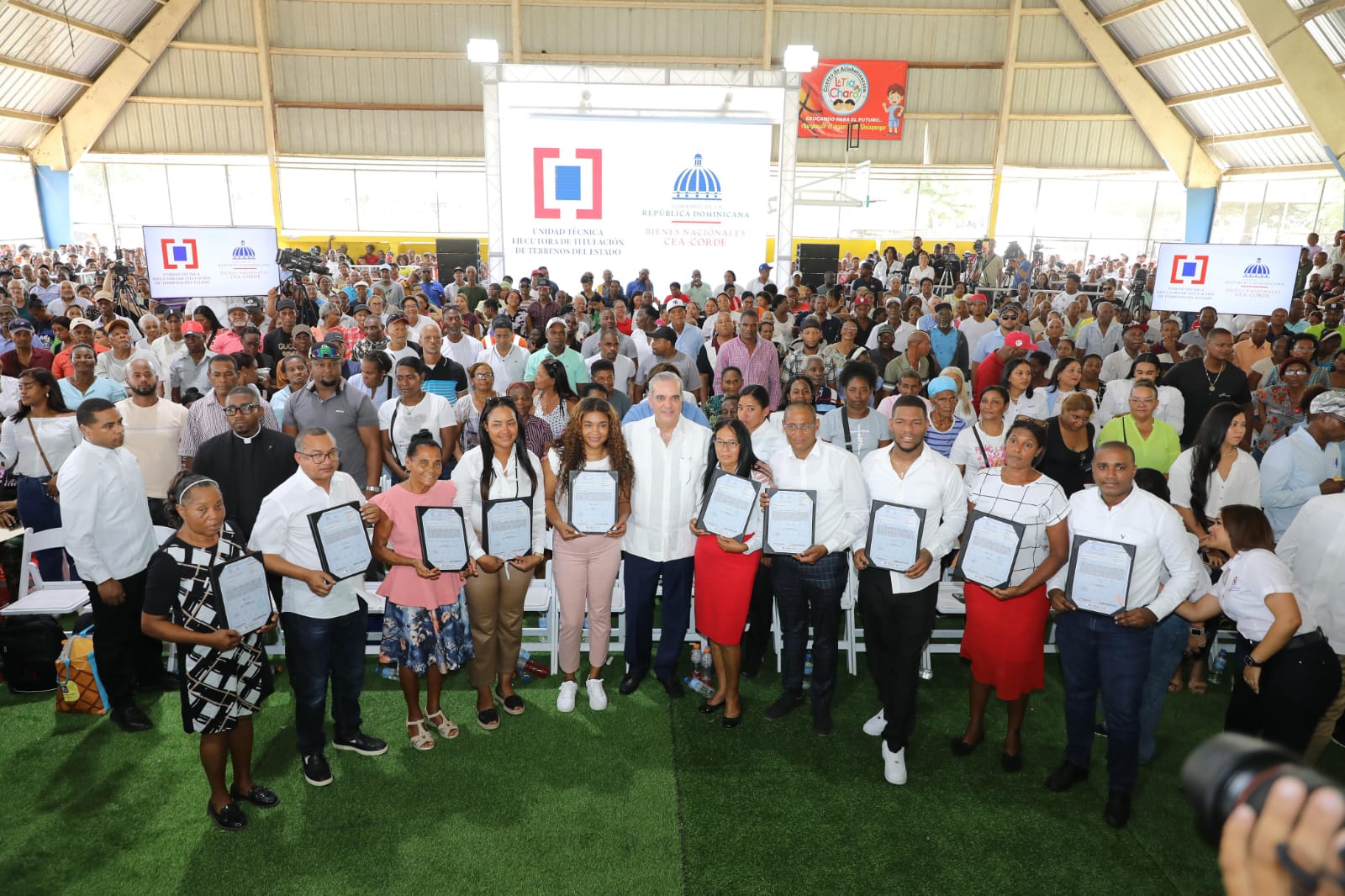 Gobierno entregará títulos propiedad,&nbsp; techados escolares y remozamiento club Los Cachorros este domingo en el GSD