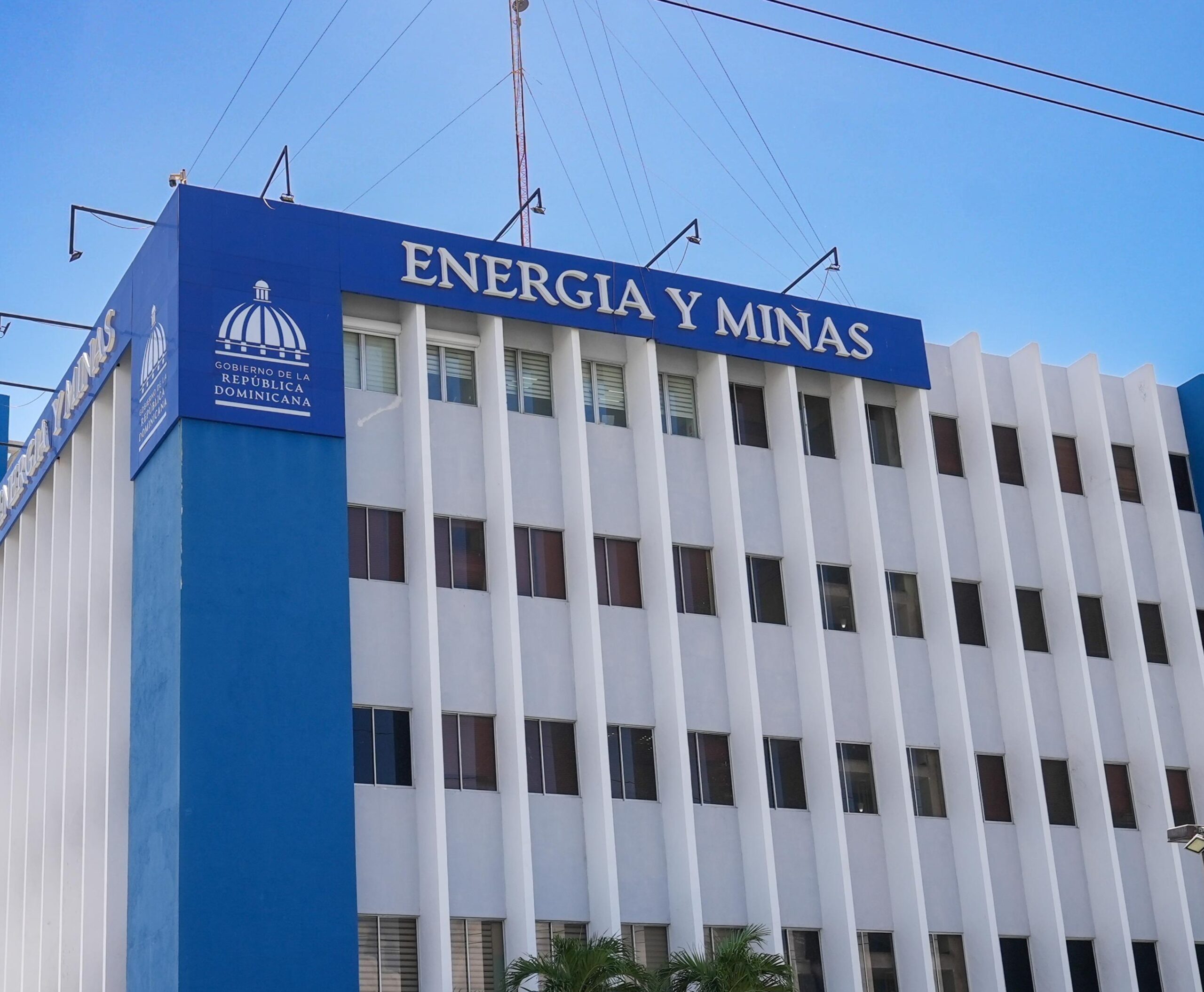 Energía y Minas aclara críticas sobre exasesor vinculado a GoldQuest