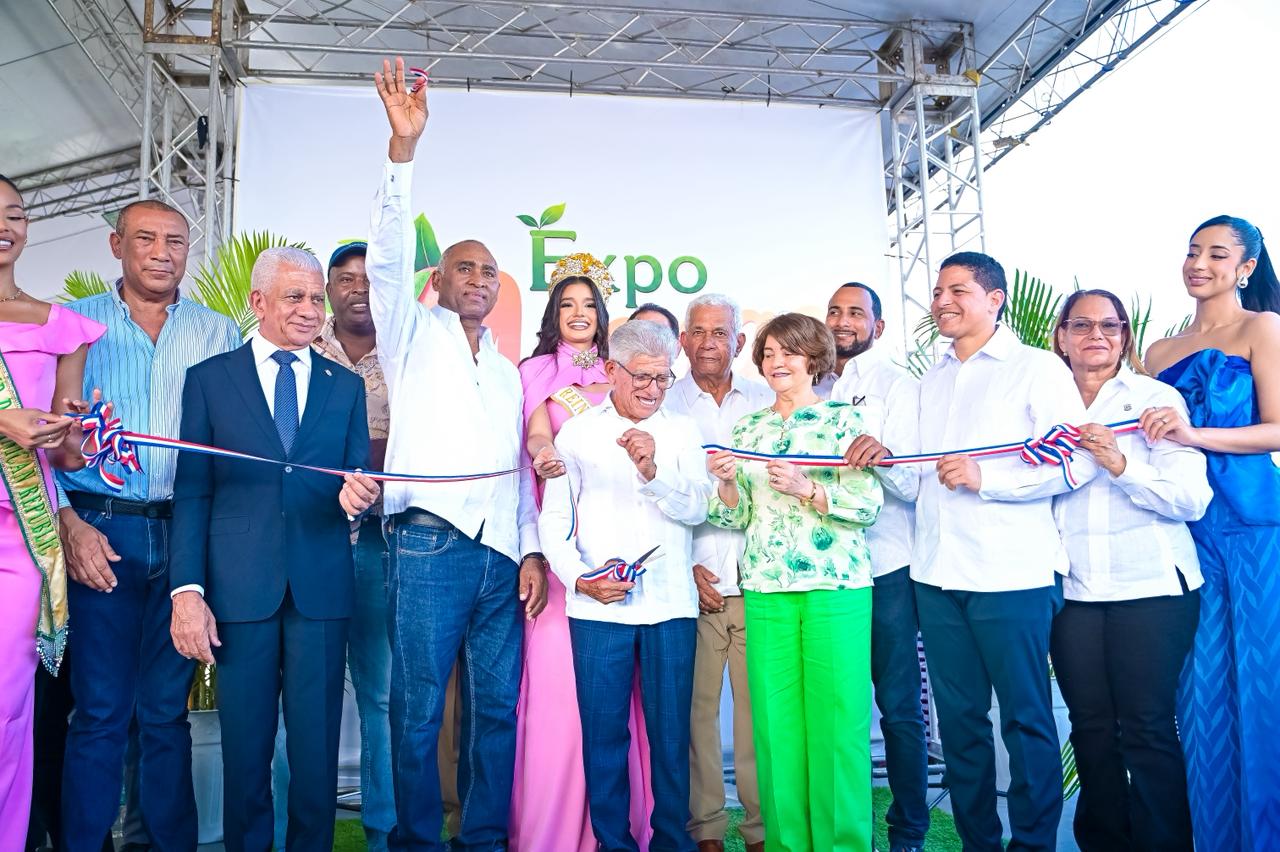Senador destaca crecimiento de las exportaciones del mango en apertura Expo Mango 2026