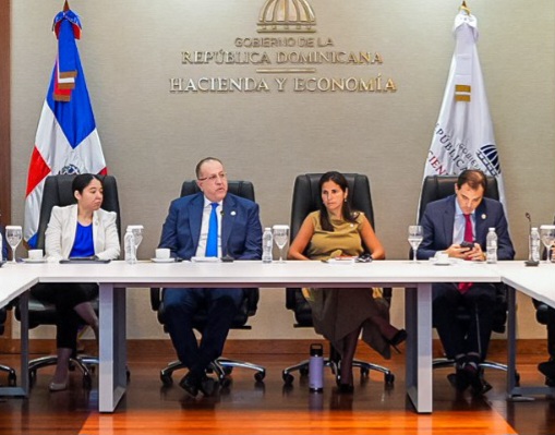 Sectores productivos y sociales valoran medidas del Gobierno