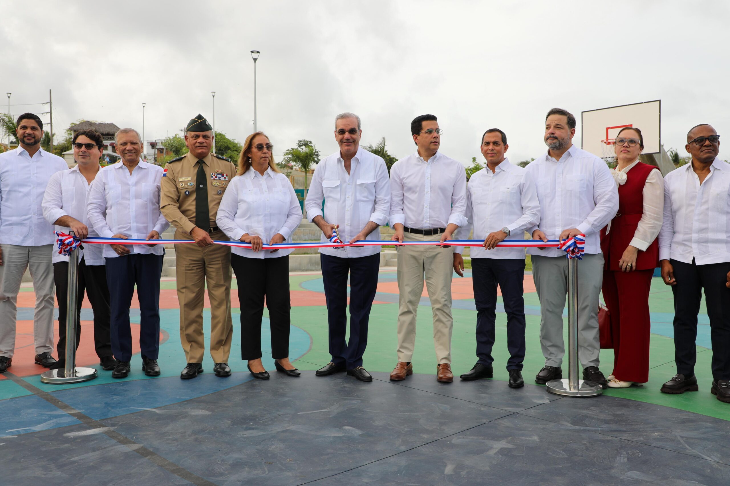 Gobierno inaugura Bulevar de la Salud en Bajos de Haina