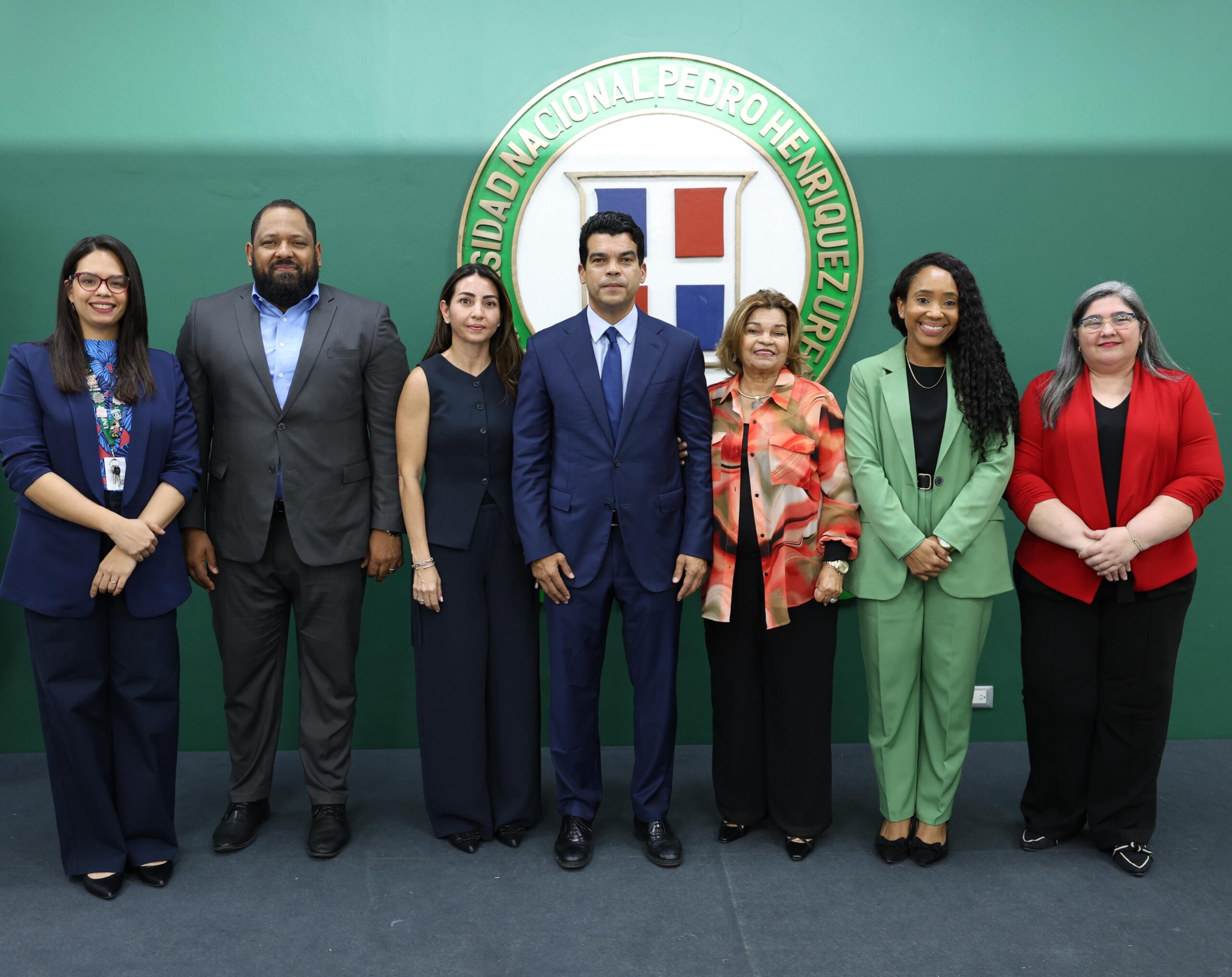 Wellington Arnaud destaca avances en materia de saneamiento y agua potable
