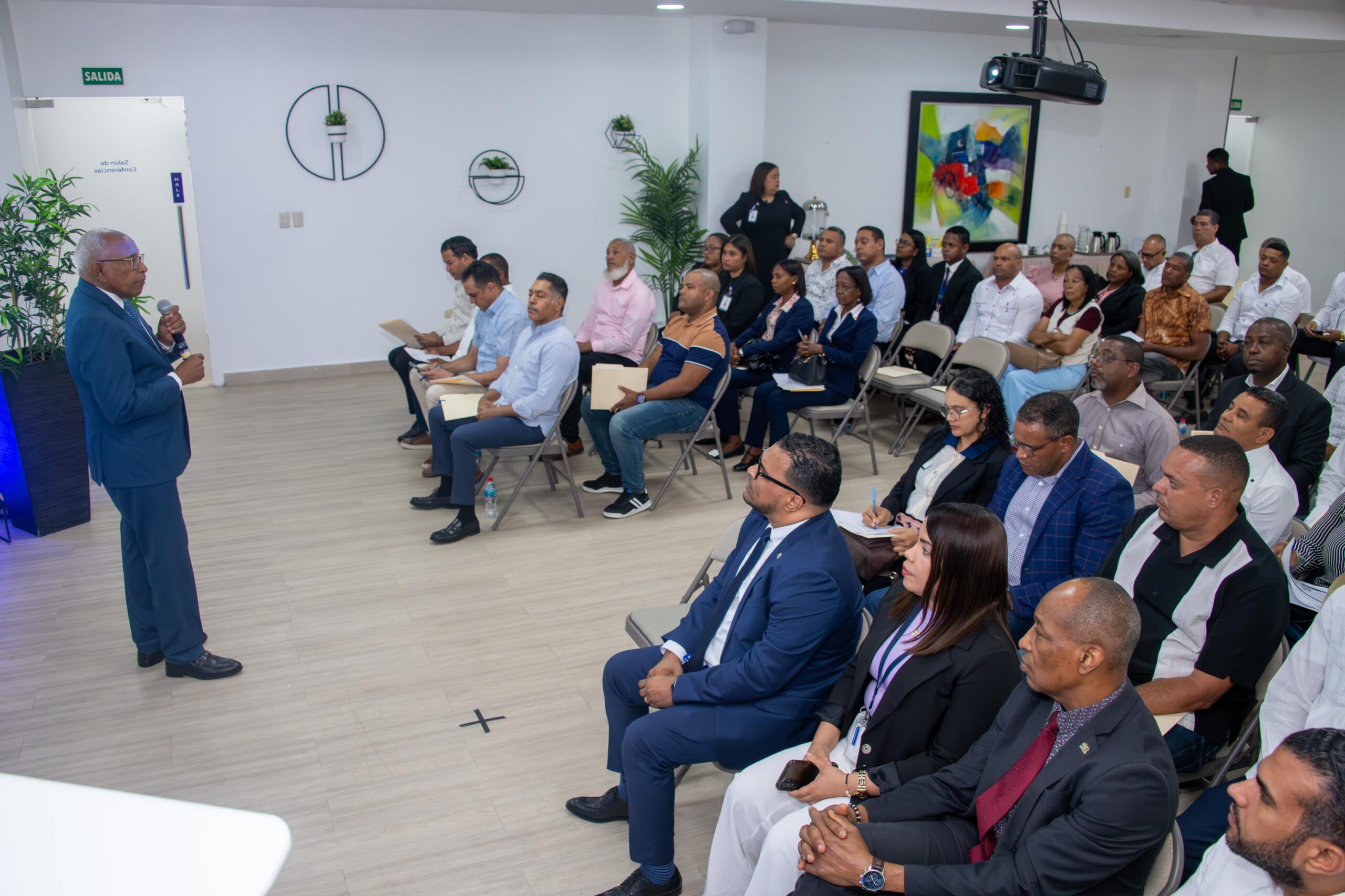 Digecog implementa sistema contable en los ayuntamientos