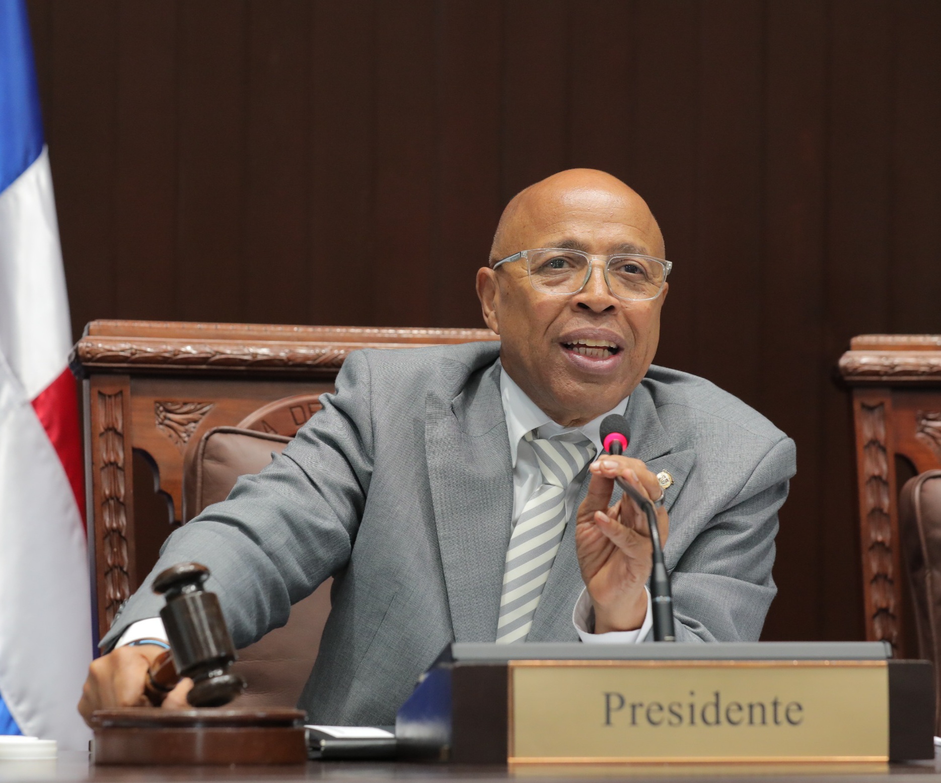 Diputados aprueban segunda discusión cambios al Código Penal