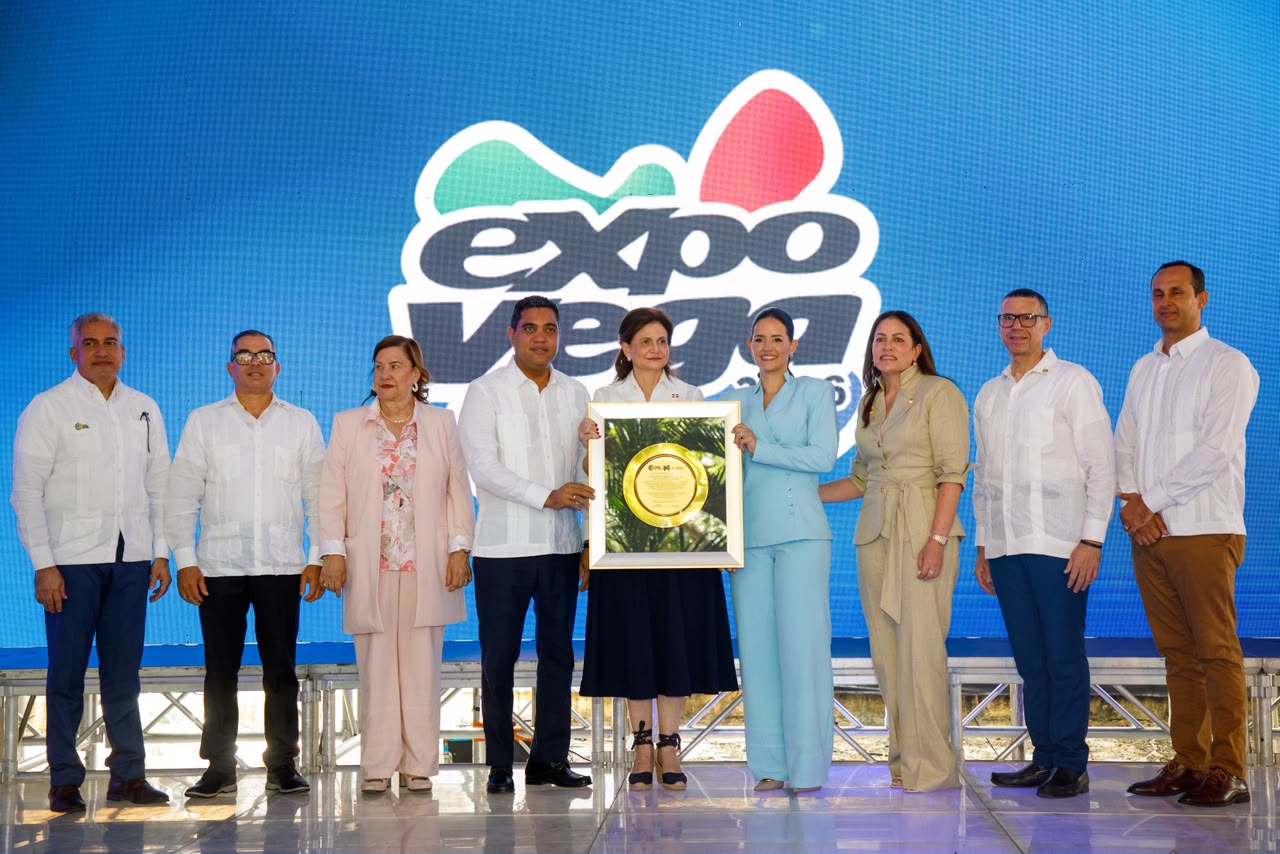 Vicepresidenta Raquel Peña destaca apuesta del presidente Abinader por el desarrollo de las provincias