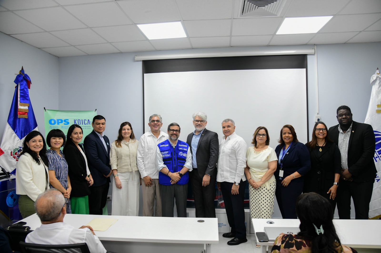 Ministerio Salud trabaja en prevenir cáncer cervicouterino con pruebas de VPH
