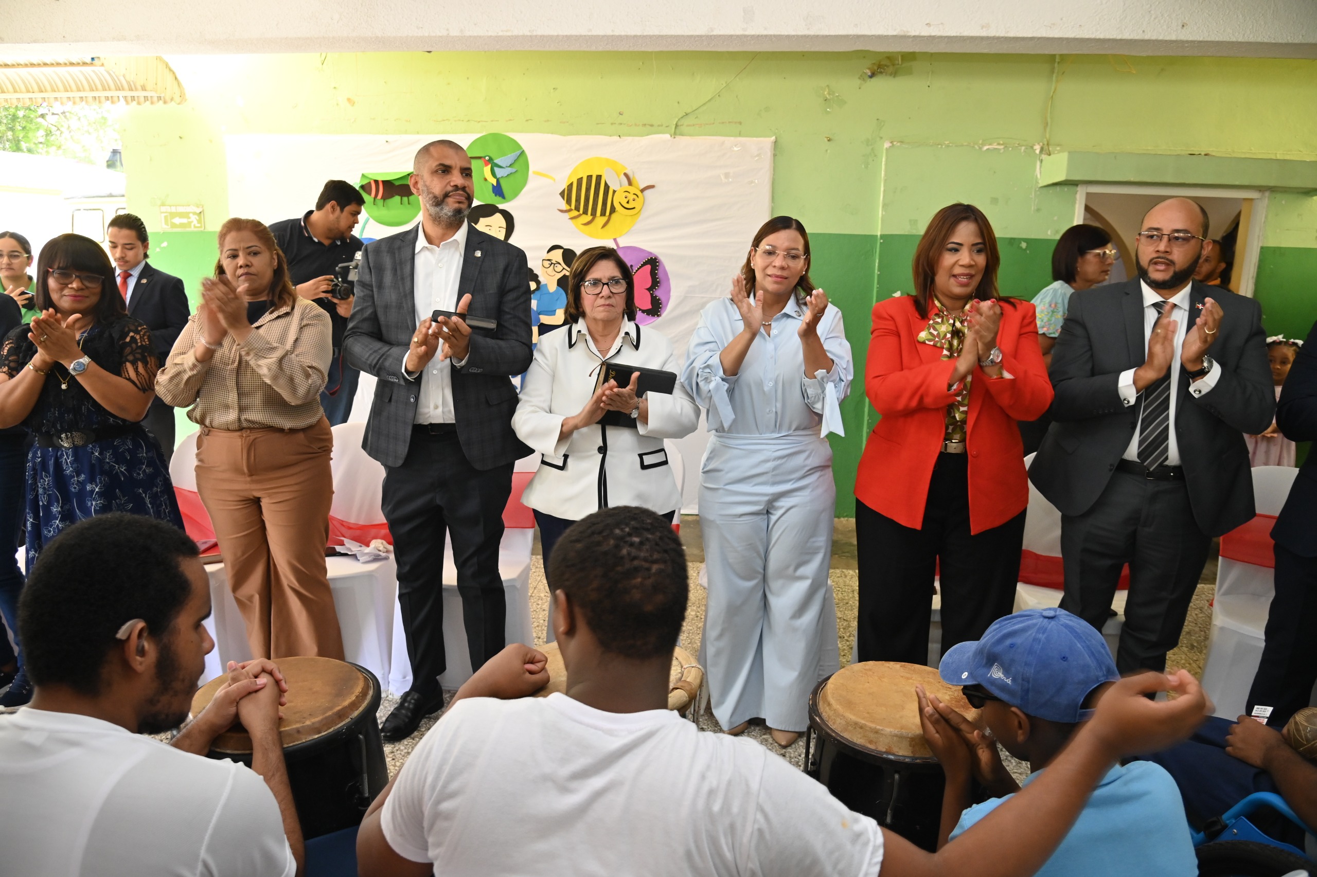 Diputados visitan Centro Sordoceguera para debatir proyecto ley sobre discapacidad