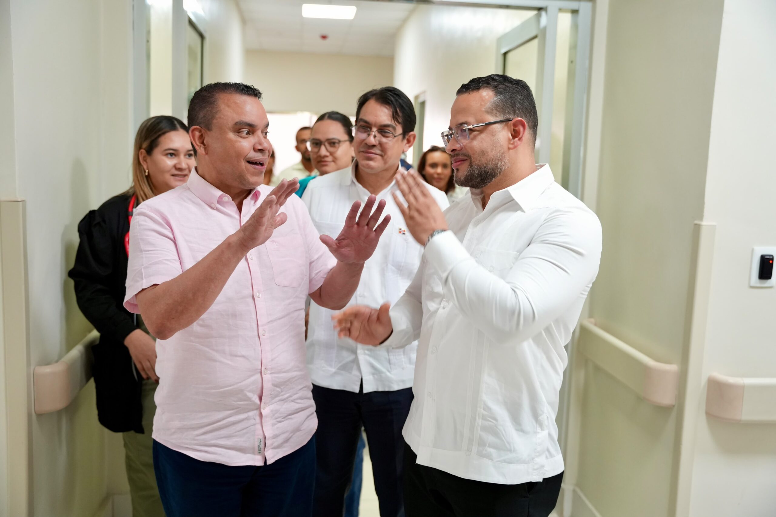 Cero deudas 99 hospitales de la Red Pública