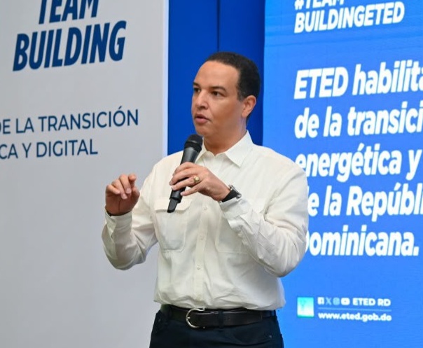 ETED moderniza sistema transmisión e infraestructura fibra óptica; fortalece inversión en talento humano