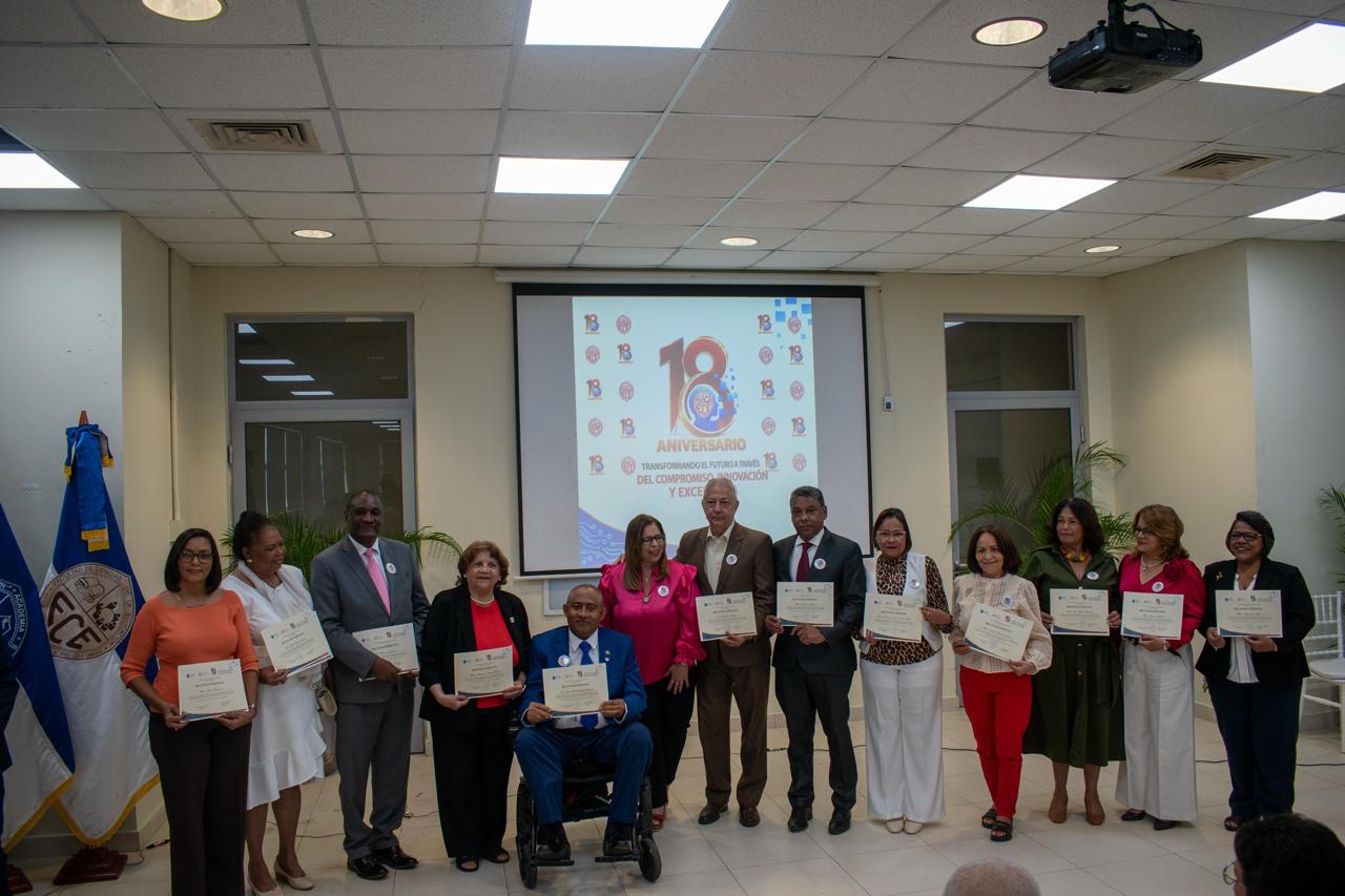 Facultad Ciencias Educación UASD reconoce su comunidad académica