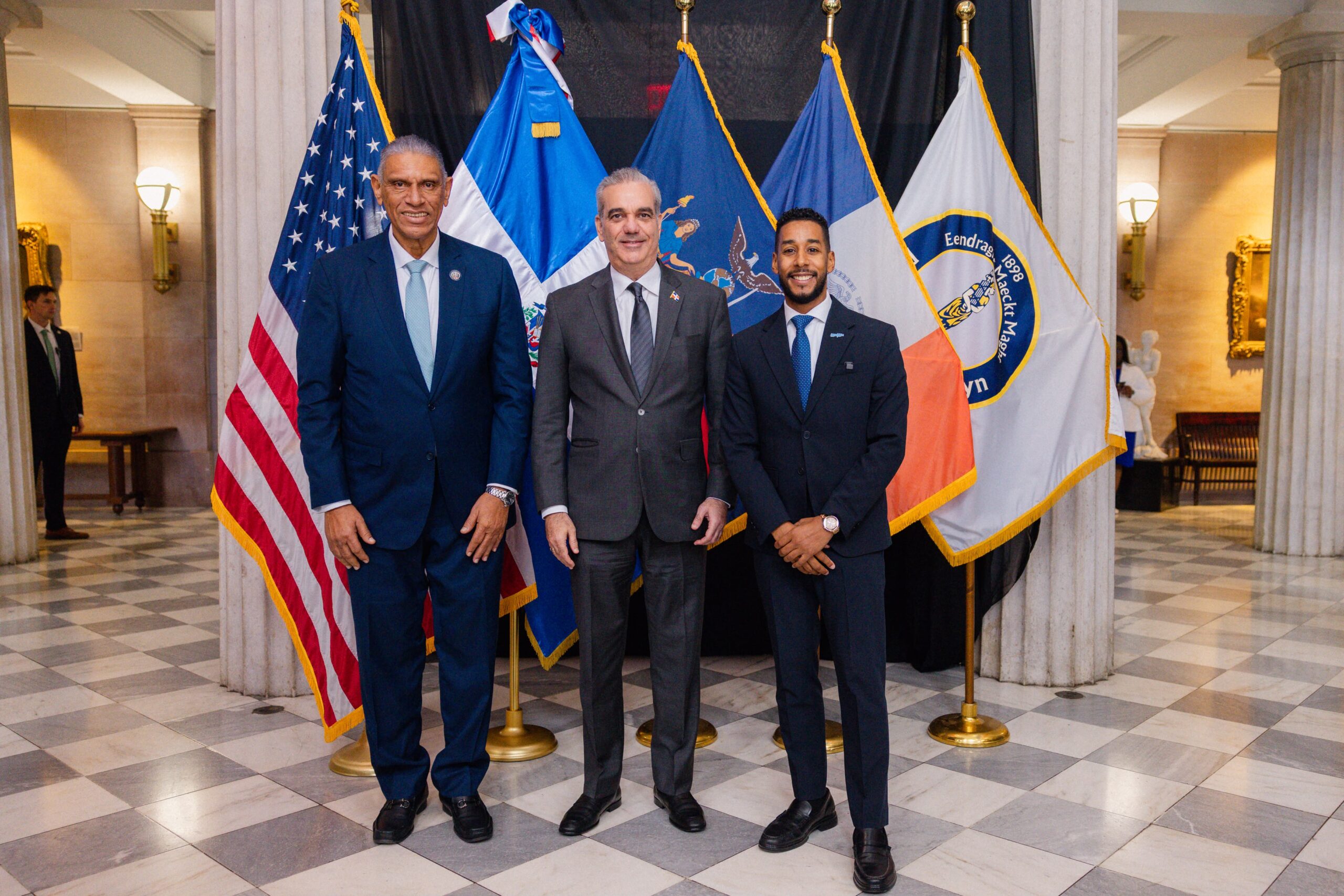 Presidente Abinader se reúne con diáspora dominicana en Brooklyn