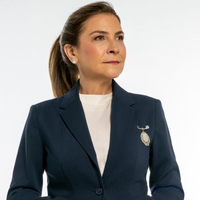 Carolina Mejía se mantiene como referente municipal de AL