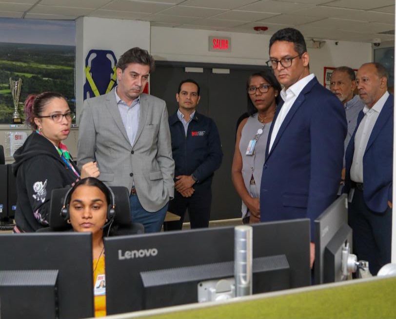 Sistema 911 e INL dan seguimiento a proyectos de superinteligencia y robótica en apoyo a lucha contra crimen organizado