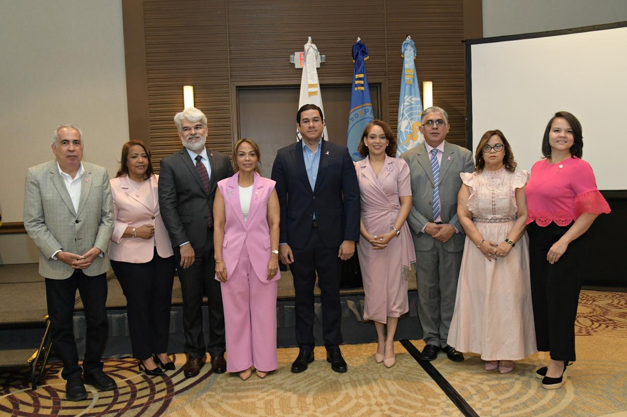 MSP destaca avances detección y tratamiento cáncer de mama y protección financiera pacientes