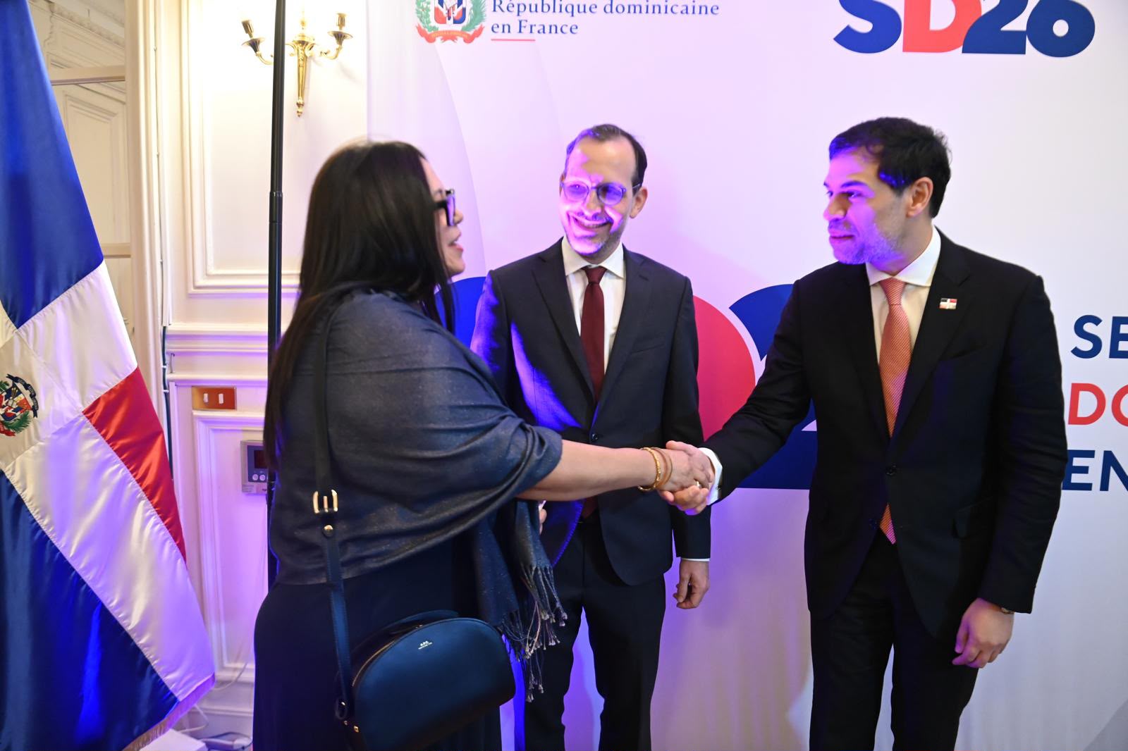 Ministro Cultura encabeza apertura Semana Dominicana en Francia