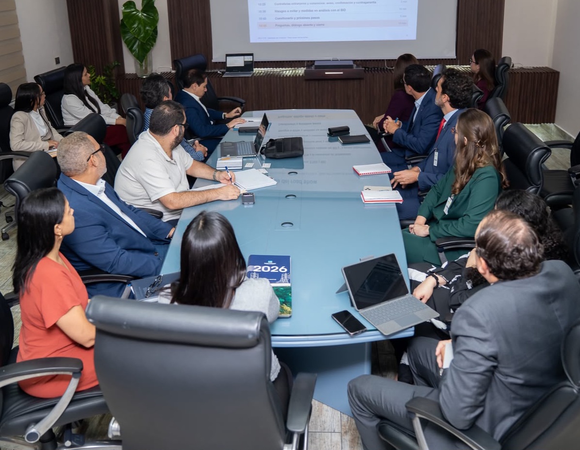 ETED y BID abren diálogo con banca para facilitar futuras contrataciones de infraestructura eléctrica