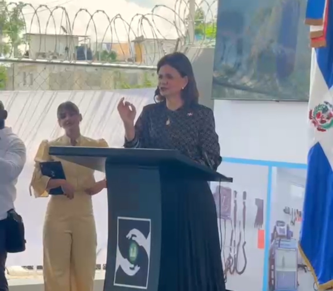 Gobierno entrega Centro de Primer Nivel en Haina